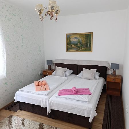 Apartment Safir - Free Parking Sarajevo Bagian luar foto