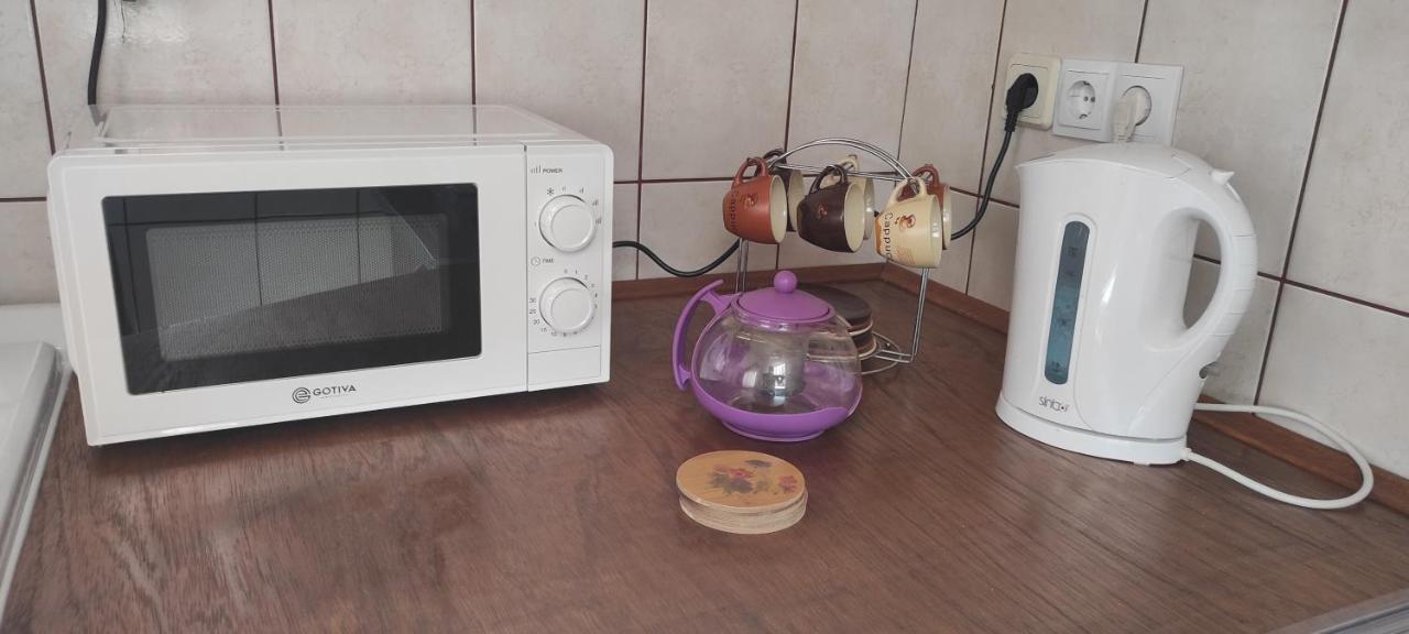 Apartment Safir - Free Parking Sarajevo Bagian luar foto